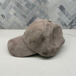 CALIA baseball cap